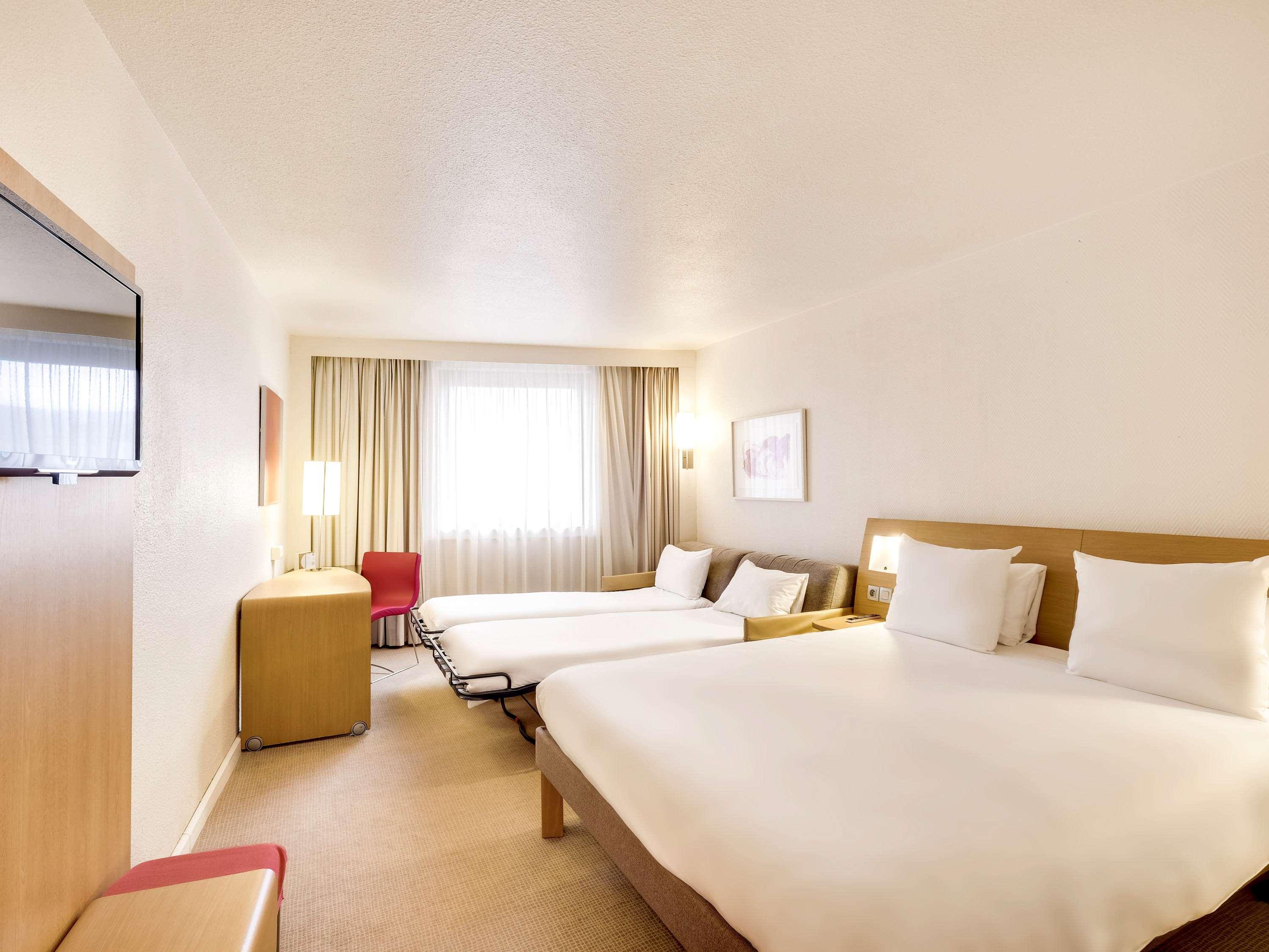 Novotel Atria Nimes Centre Exterior foto