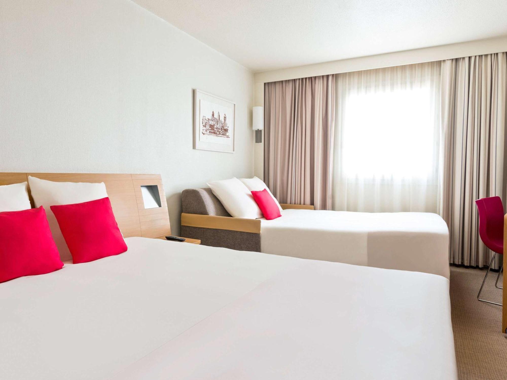 Novotel Atria Nimes Centre Exterior foto